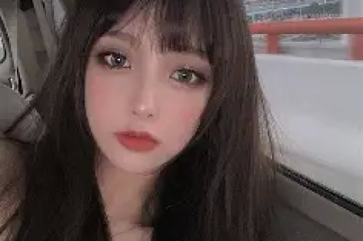 内娱清纯女星偷闯日本拍艳情片被网友当场撞破