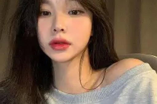 关晓彤被内涵潜规则：更可怕的是所有人都在等塌房